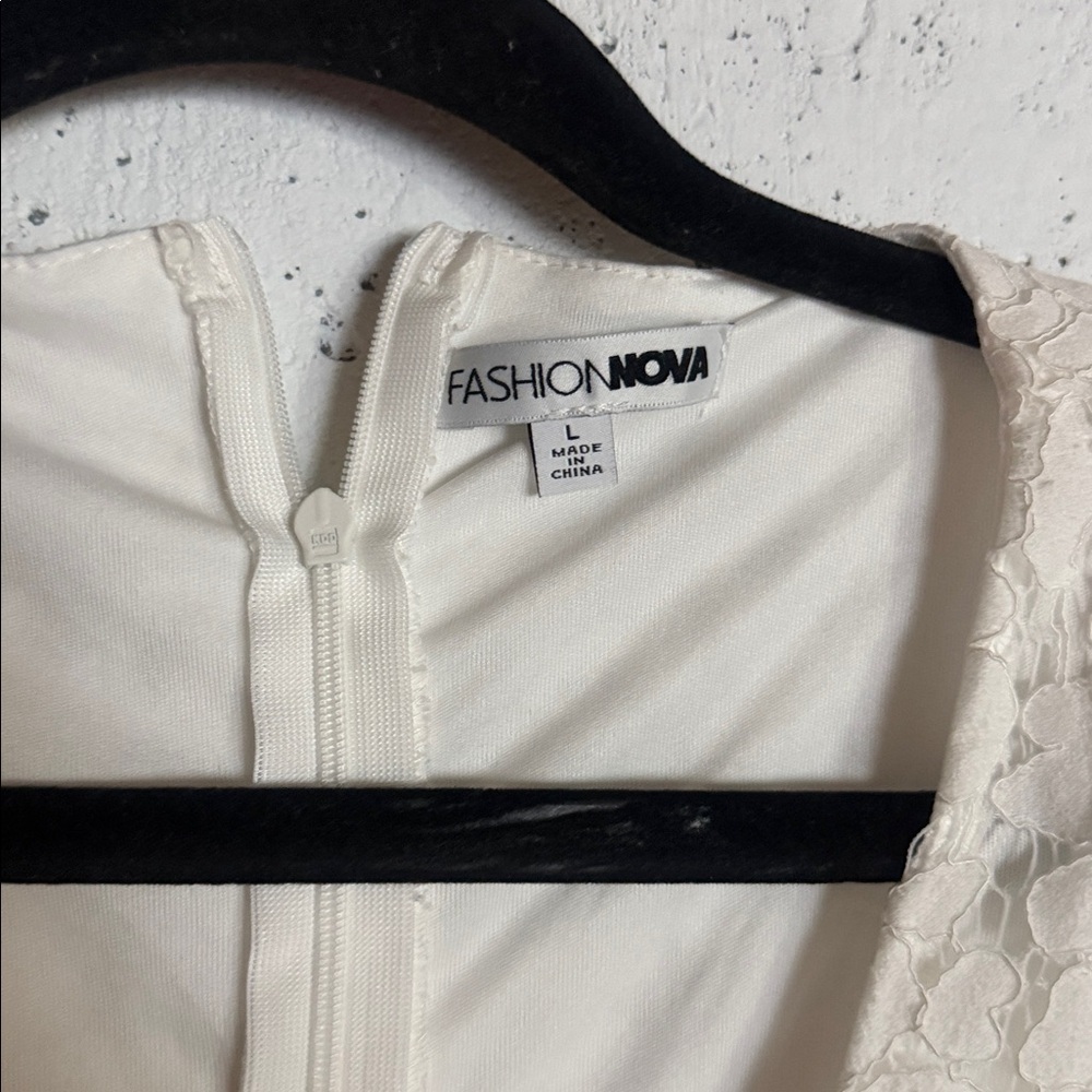 Fashion Nova White Lace Long Sleeve Romper, Fits S/M - Picture 12 of 12